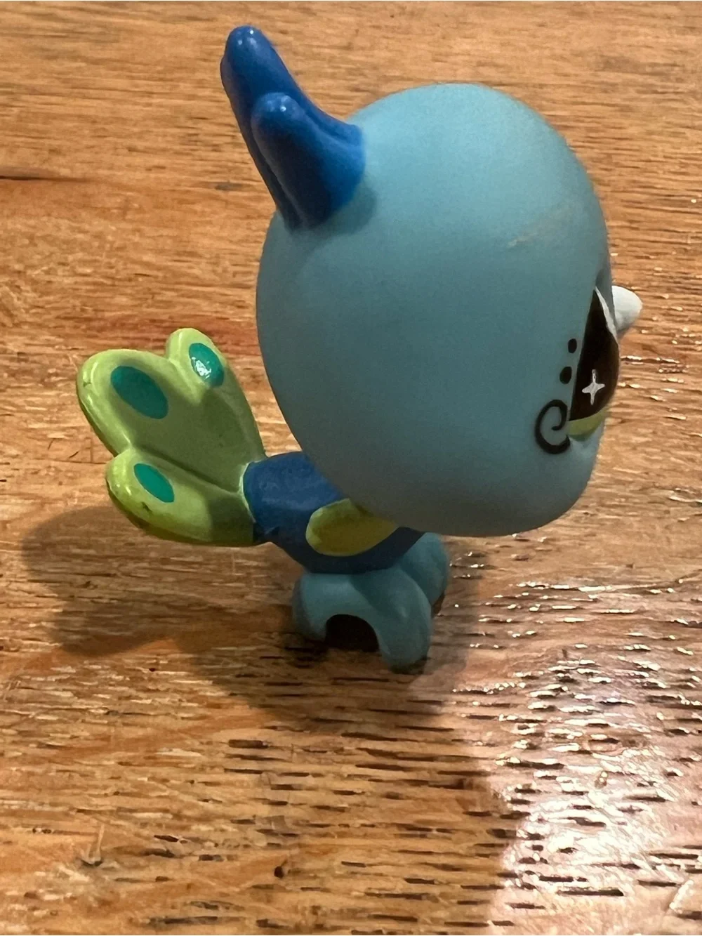 Littlest Pet Shop Teal and Dark Blue Bird Figurine